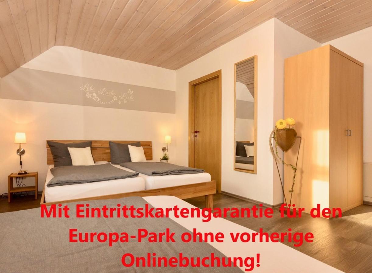 Готель Gastehaus Gluck Wir Haben Immer Eintrittskarten Fur Den Europa-Park Fur Sie! Руст Екстер'єр фото